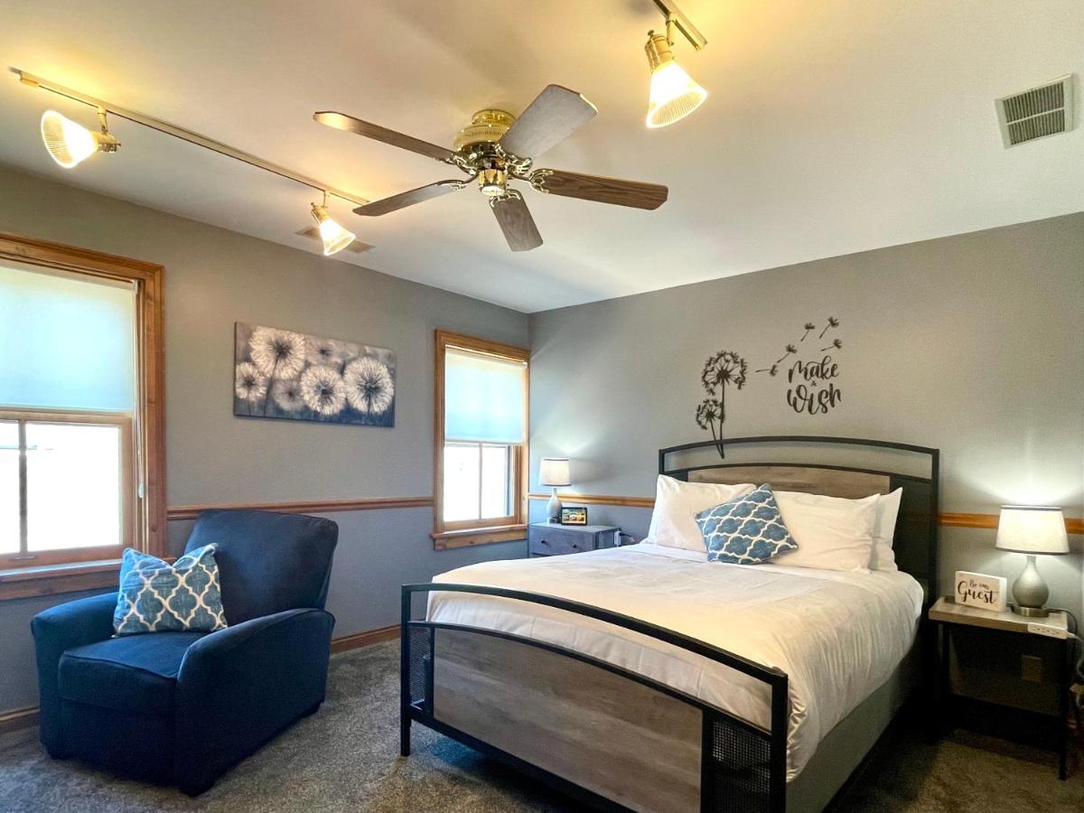 Riverboat Suites Галіна Екстер'єр фото